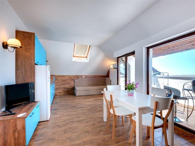 Panorama Blue Family Hotel And Free Parking Nesebar Bagian luar foto